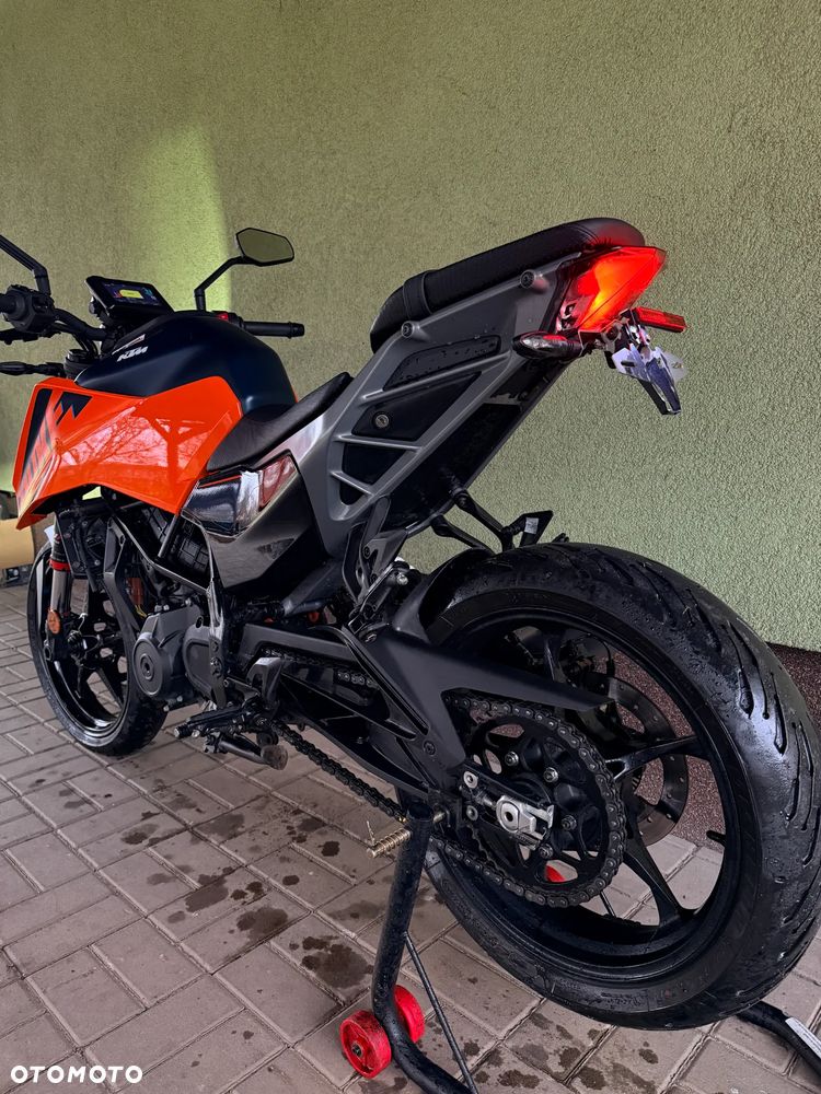 KTM Duke - 4
