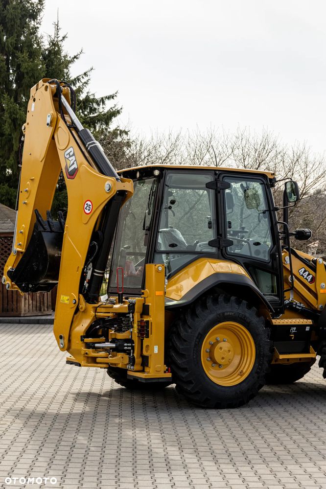 Caterpillar CAT 444 - 12