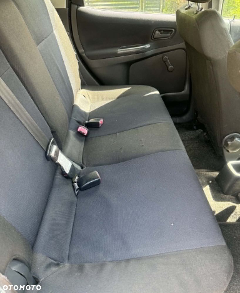Suzuki Ignis 2005 photo 4
