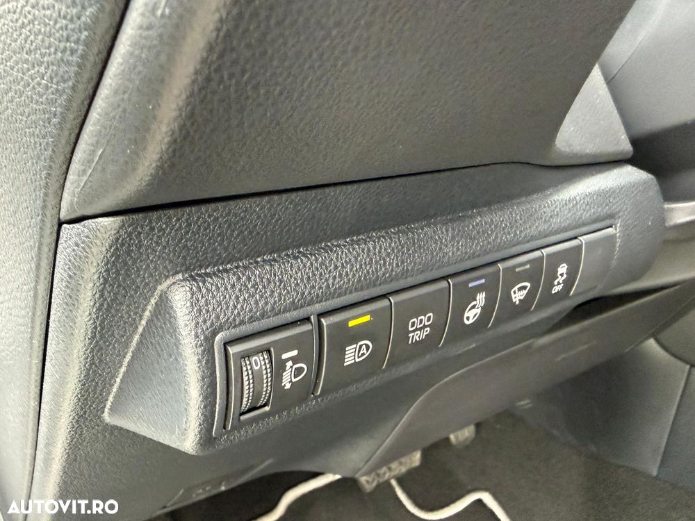 Toyota Corolla 1.8 HSD Dynamic - 20