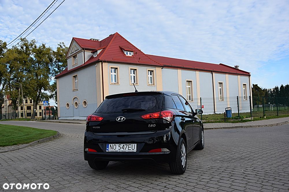 Hyundai i20 1.2 Pure - 4