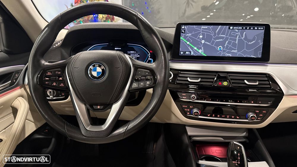 BMW 520 e Touring Aut. Luxury Line - 18