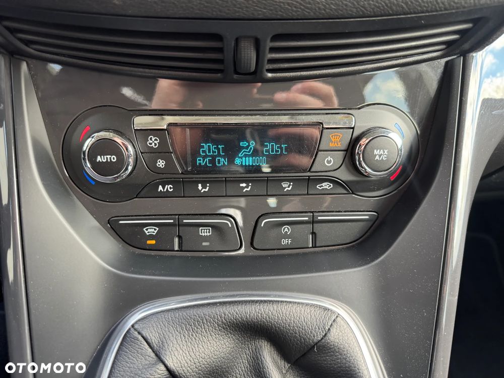 Ford Kuga 2.0 TDCi 4WD Titanium - 30