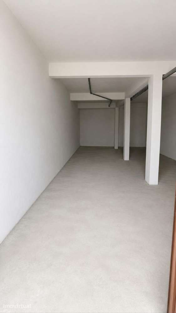 Garagem de 50m² à venda no Cartaxo - Grande imagem: 2/3