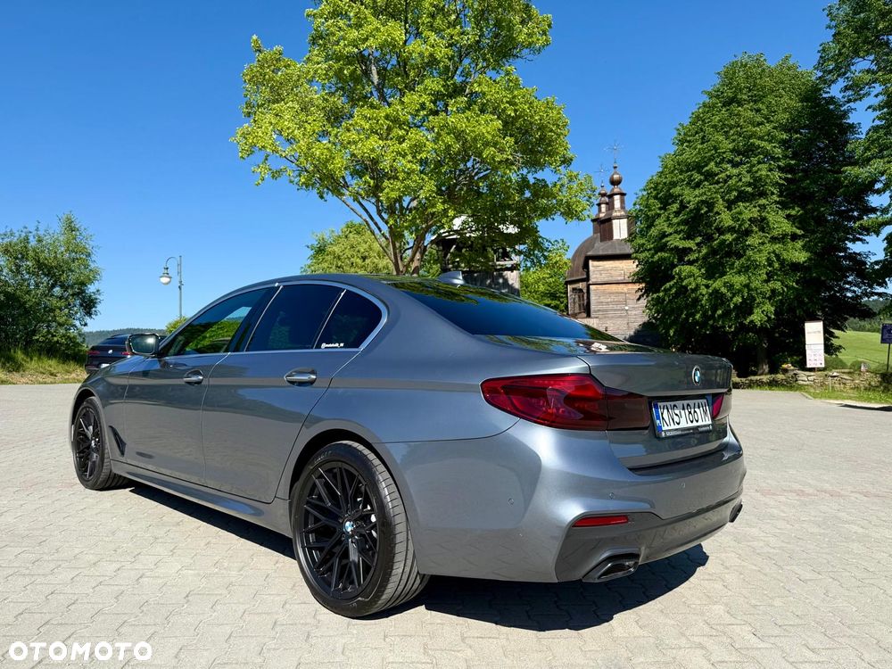 BMW Seria 5 520d xDrive - 6