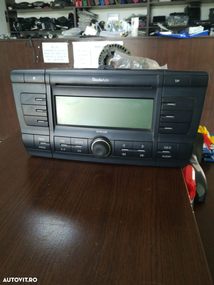 Radio CD player 10r-022432 Skoda Octavia 2 [2004 - 2008] - 1