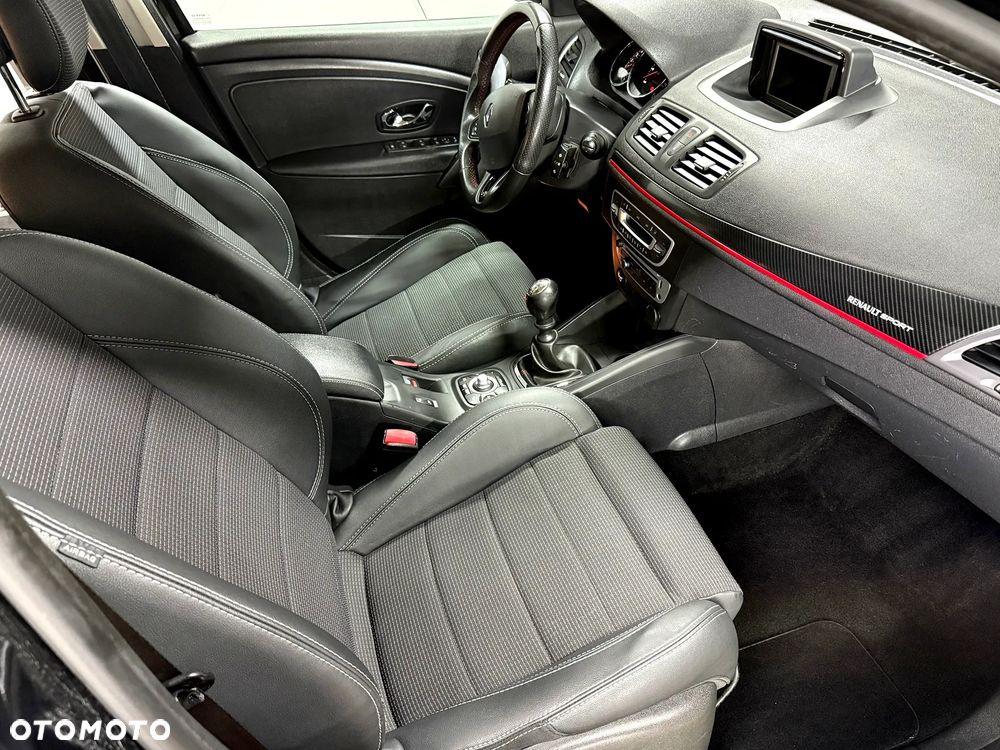 Renault Megane Grandtour TCe 220 Start & Stop GT 220 - 23