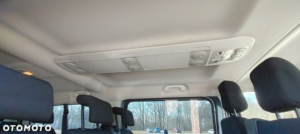 Opel Vivaro Lang - 17