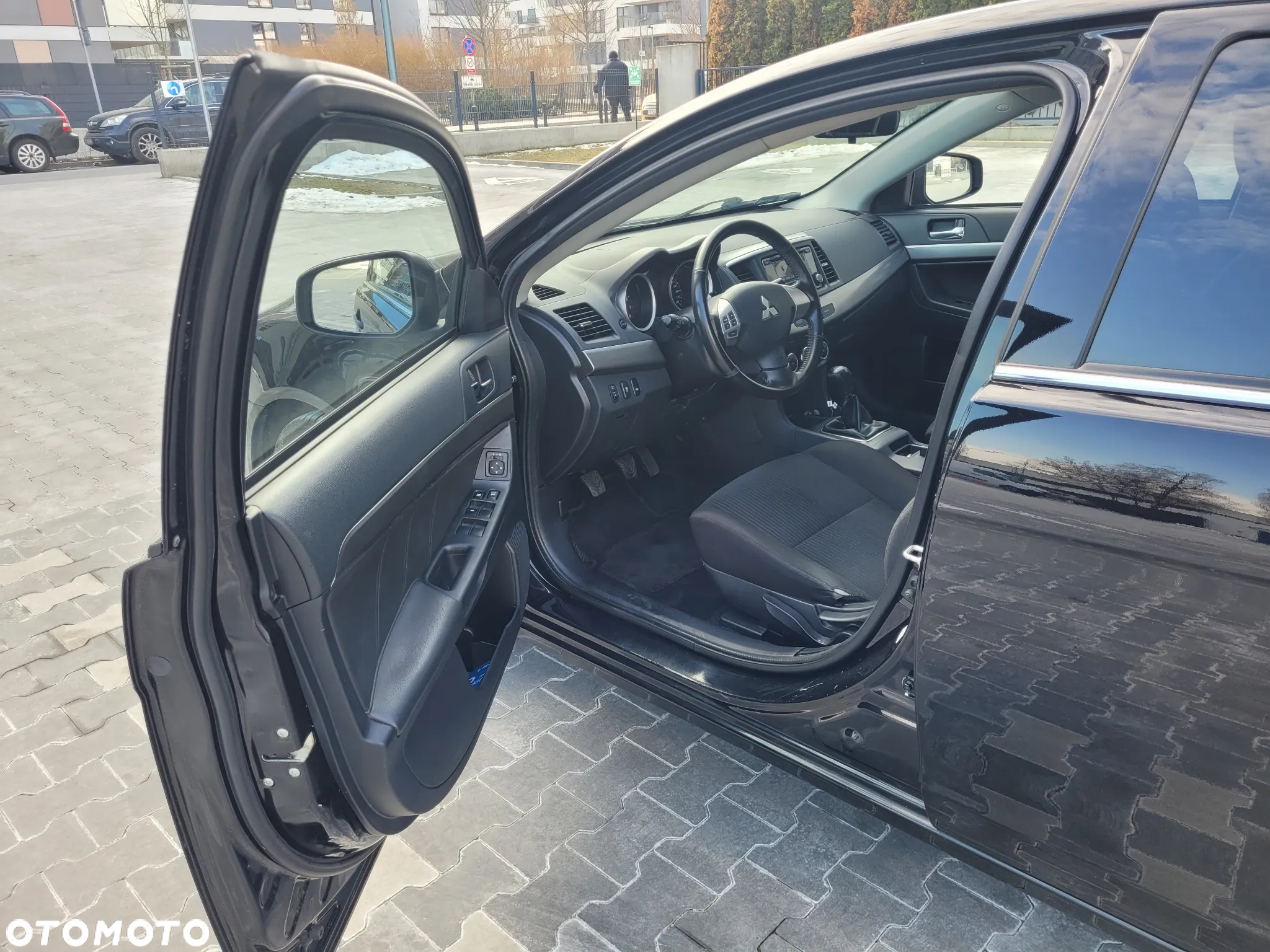 Mitsubishi Lancer 1.6 Inform - 7