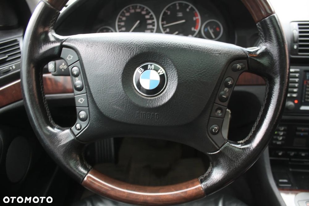 BMW Seria 5 - 13