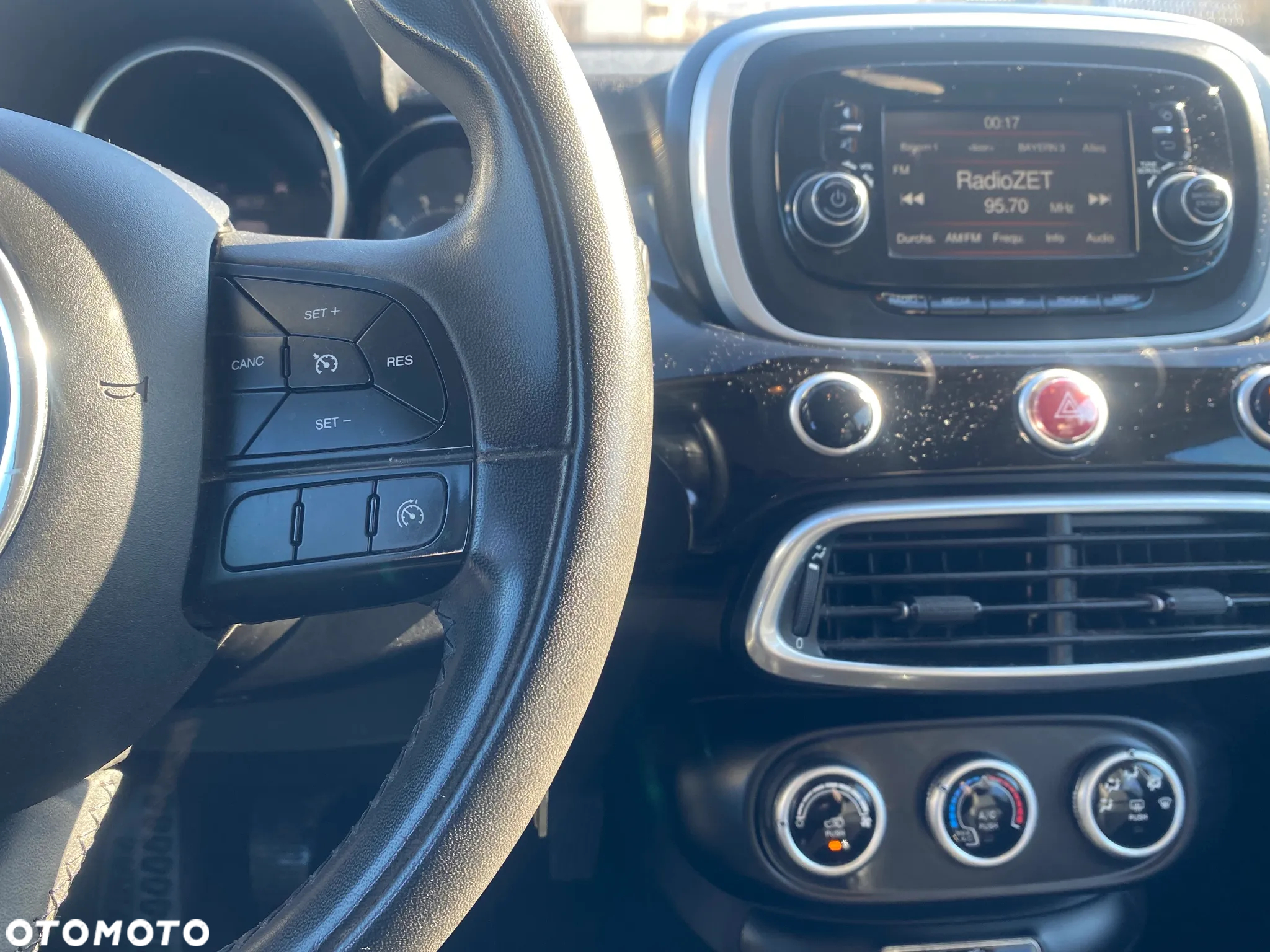 Fiat 500X 1.6 E-torQ 4x2 Lounge - 24