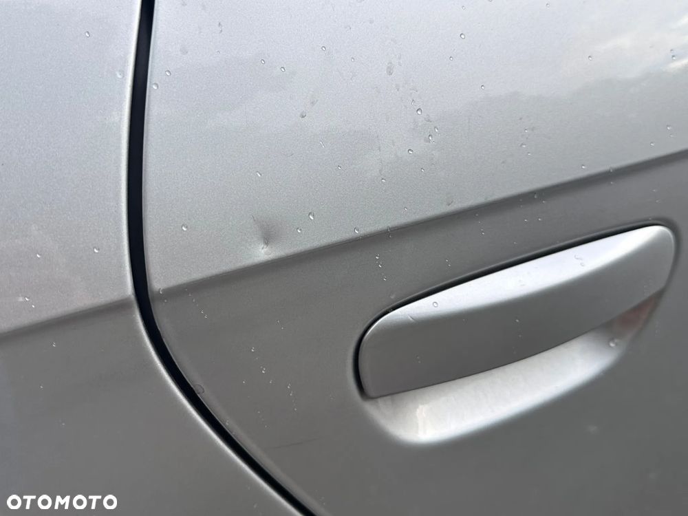 Audi A3 Sportback 2.0 TDI Ambiente - 13