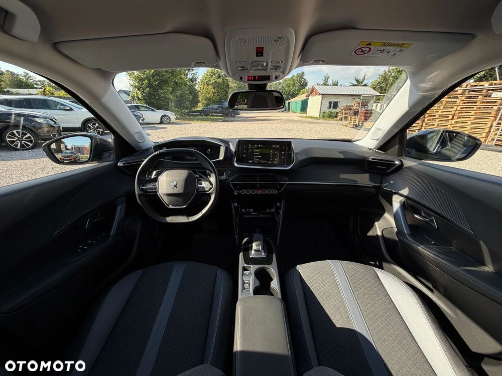 Peugeot 2008 1.5 BlueHDi Allure S&S EAT8 - 6