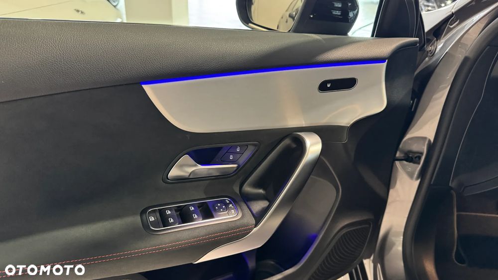 Mercedes-Benz Klasa A 200 AMG Line 7G-DCT - 14