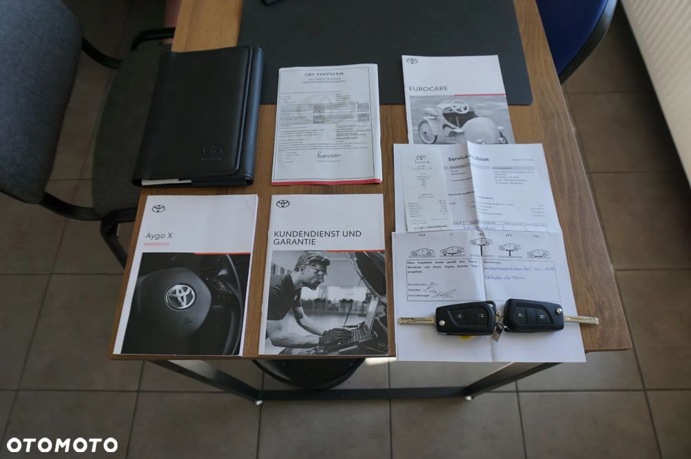 Toyota Aygo X x-shift x-play Team Deutschland - 40