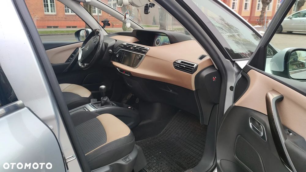 Citroën C4 Picasso 1.6 THP Exclusive - 11
