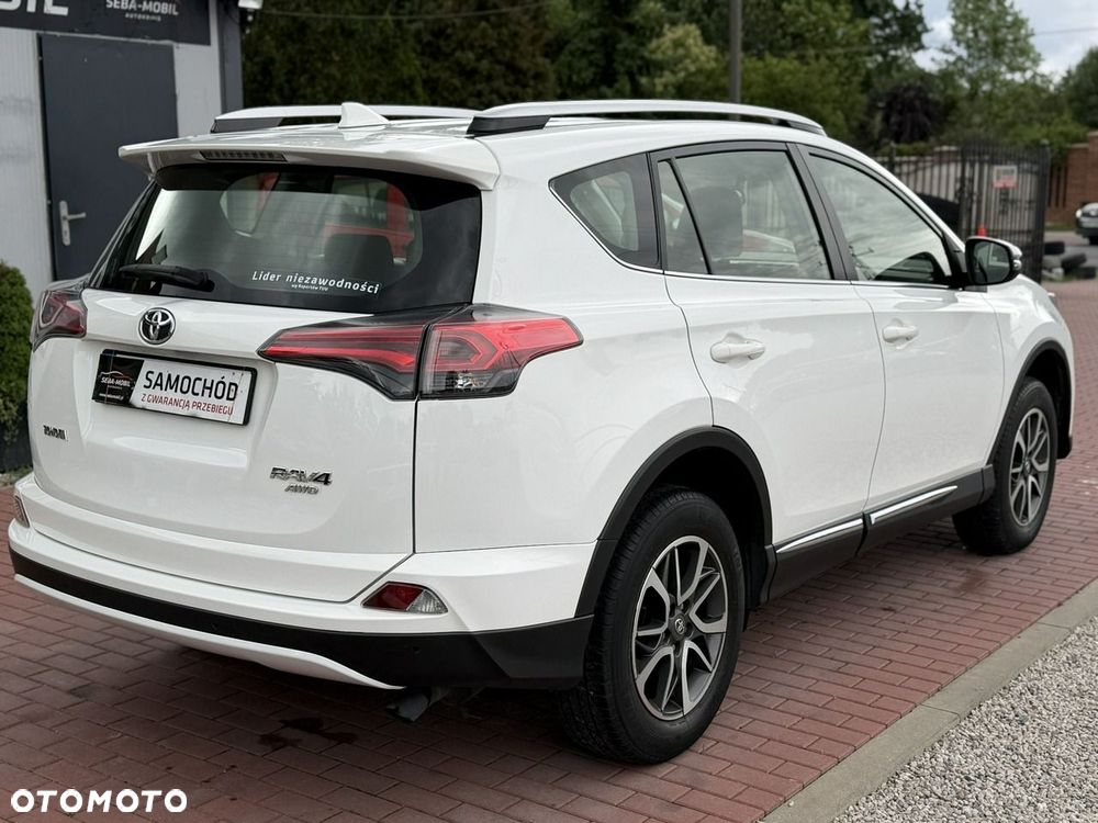 Toyota RAV4 - 7