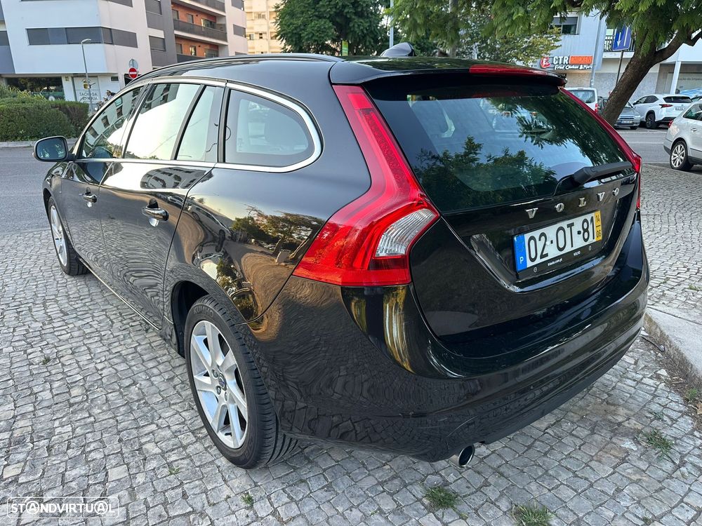 Volvo V60 1.6 D2 Momentum Eco Powershift - 6