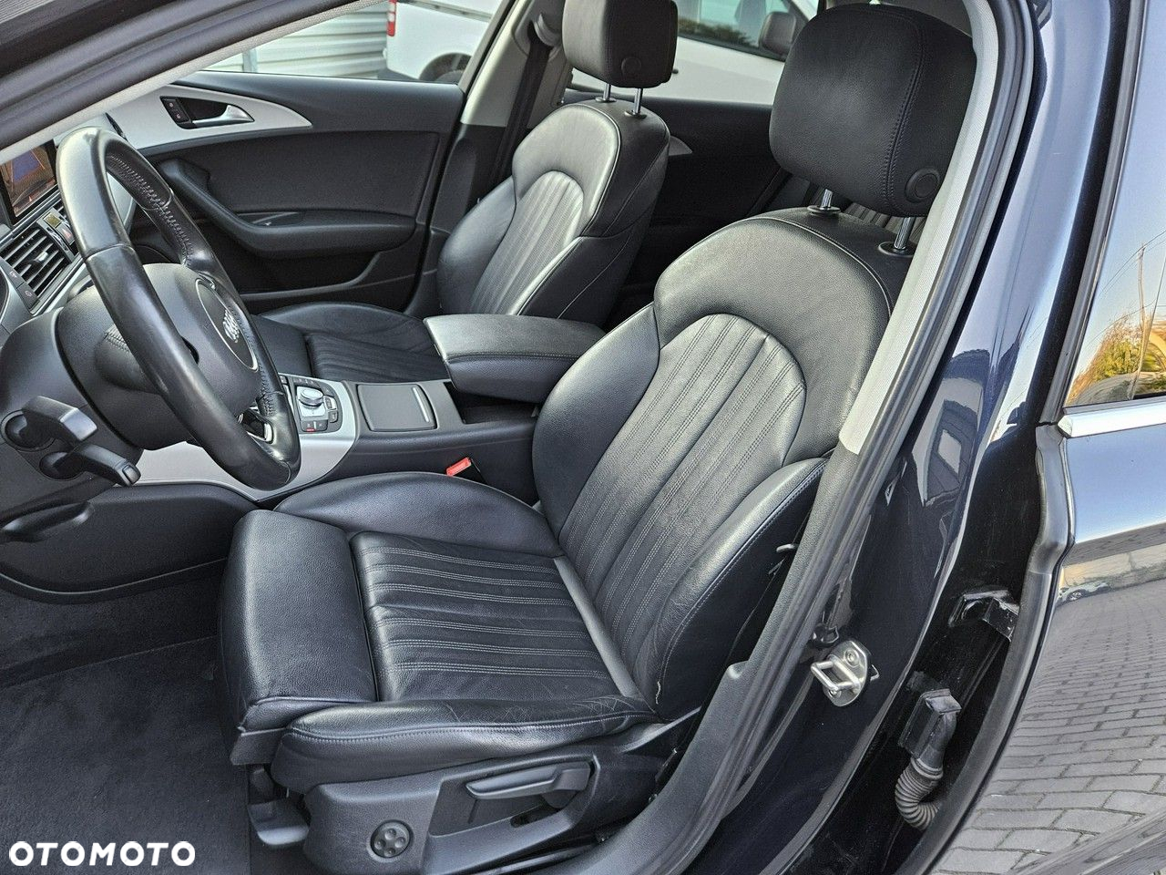 Audi A6 Avant 2.0 TDI Ultra DPF S tronic - 24