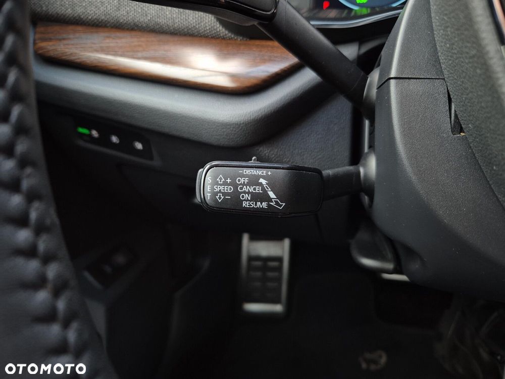 Skoda Octavia 2.0 TDI 4x4 Scout DSG - 19