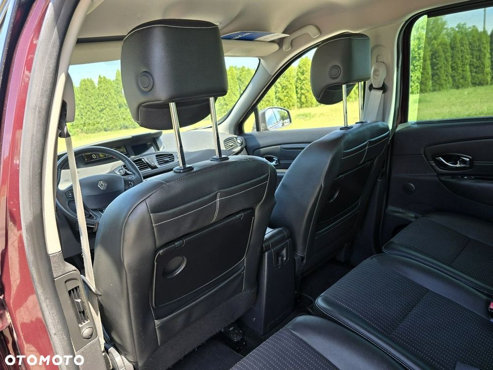 Renault Scenic - 25