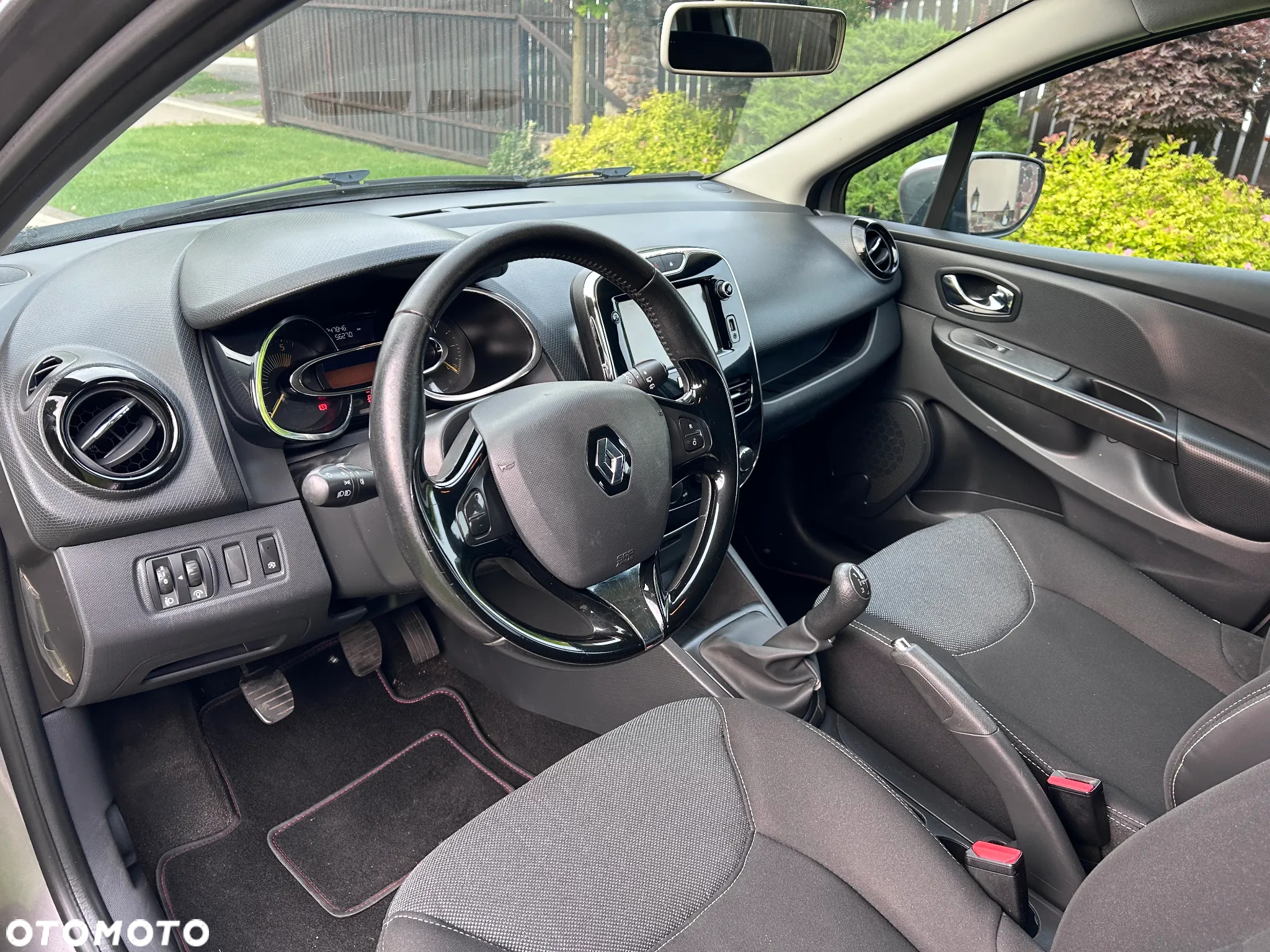 Renault Clio - 6