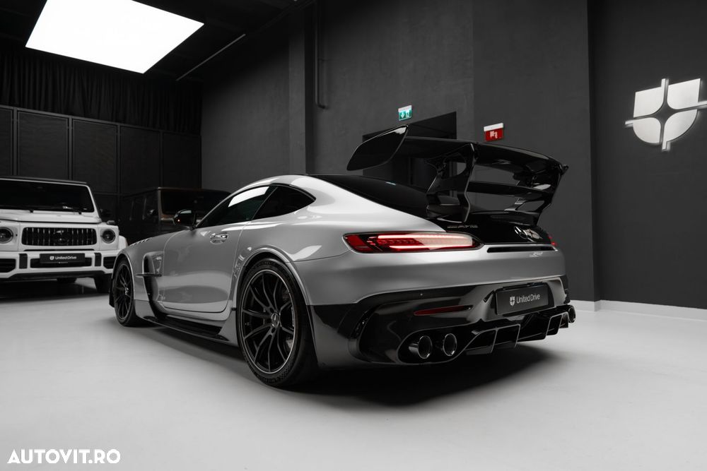 Mercedes-Benz AMG GT - 35