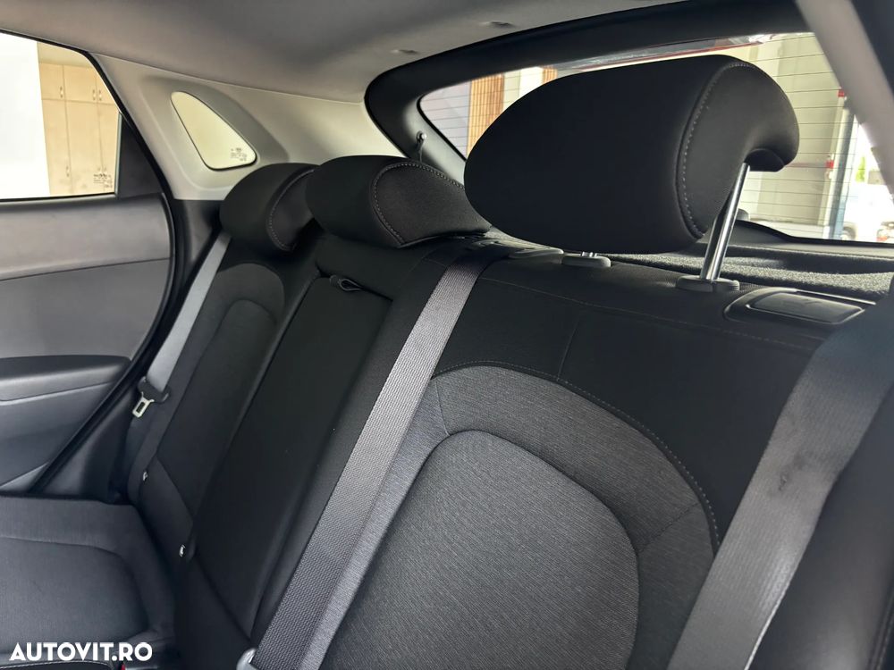 HYUNDAI Kona 2023 — imagine 13