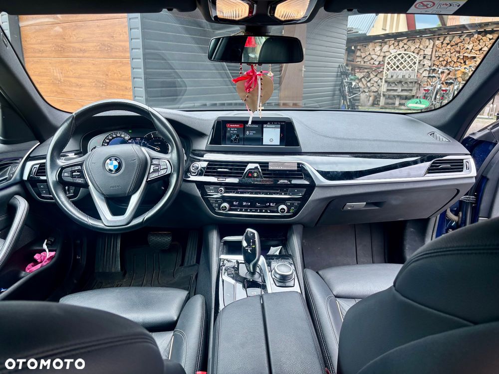 BMW Seria 5 520d Luxury Line sport - 19