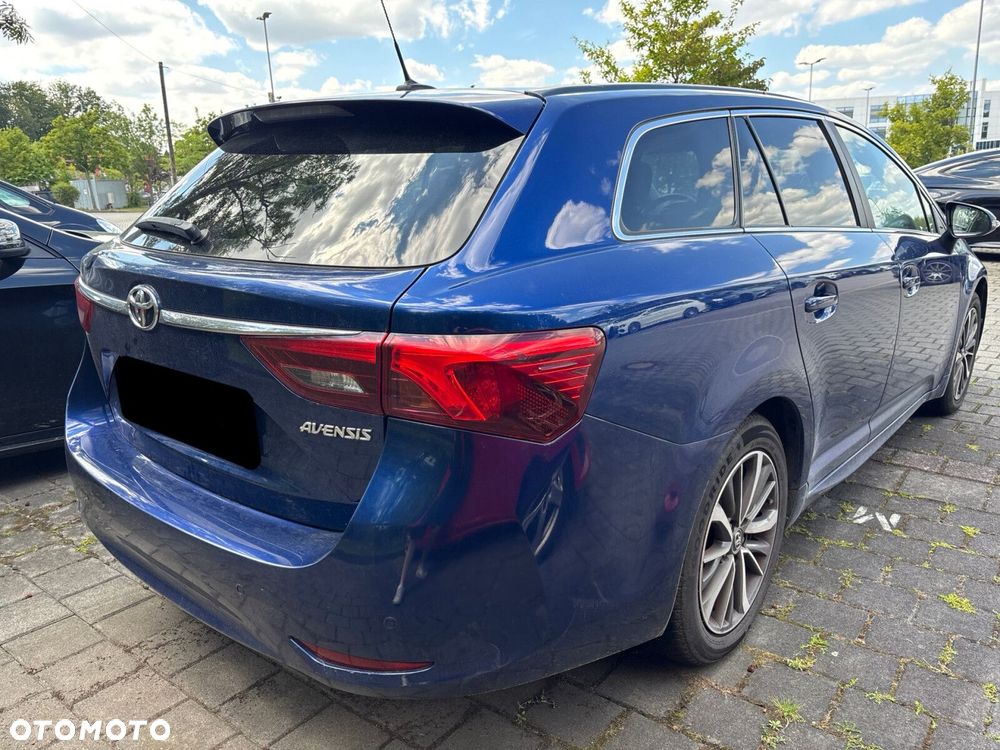 Toyota Avensis - 28