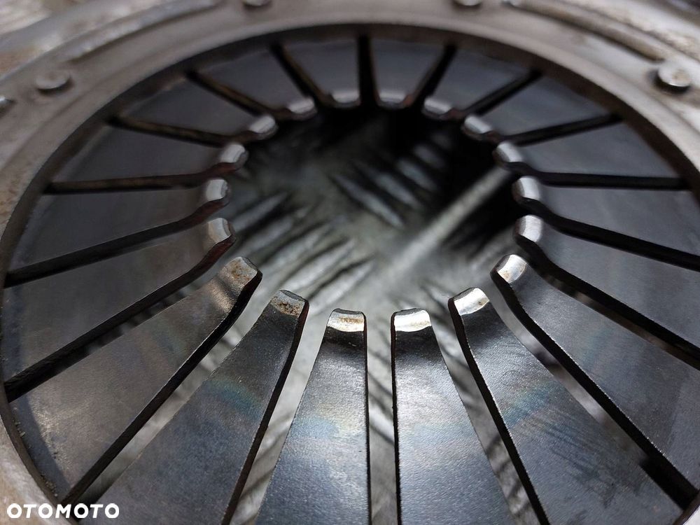 KOŁO DWUMASOWE + TARCZA + DOCISK + ŁOŻYSKO TOURAN I 2.0 TDI 03G141025H - 3