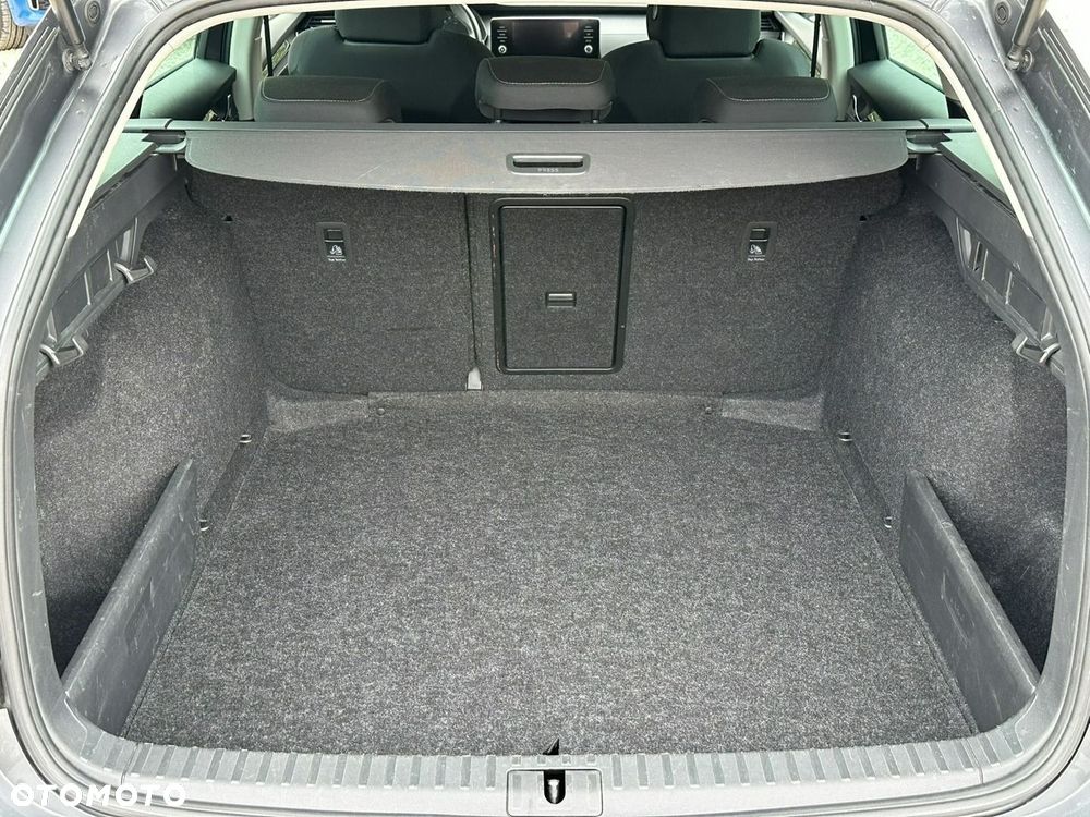 Skoda Octavia 2.0 TDI Ambition DSG - 10