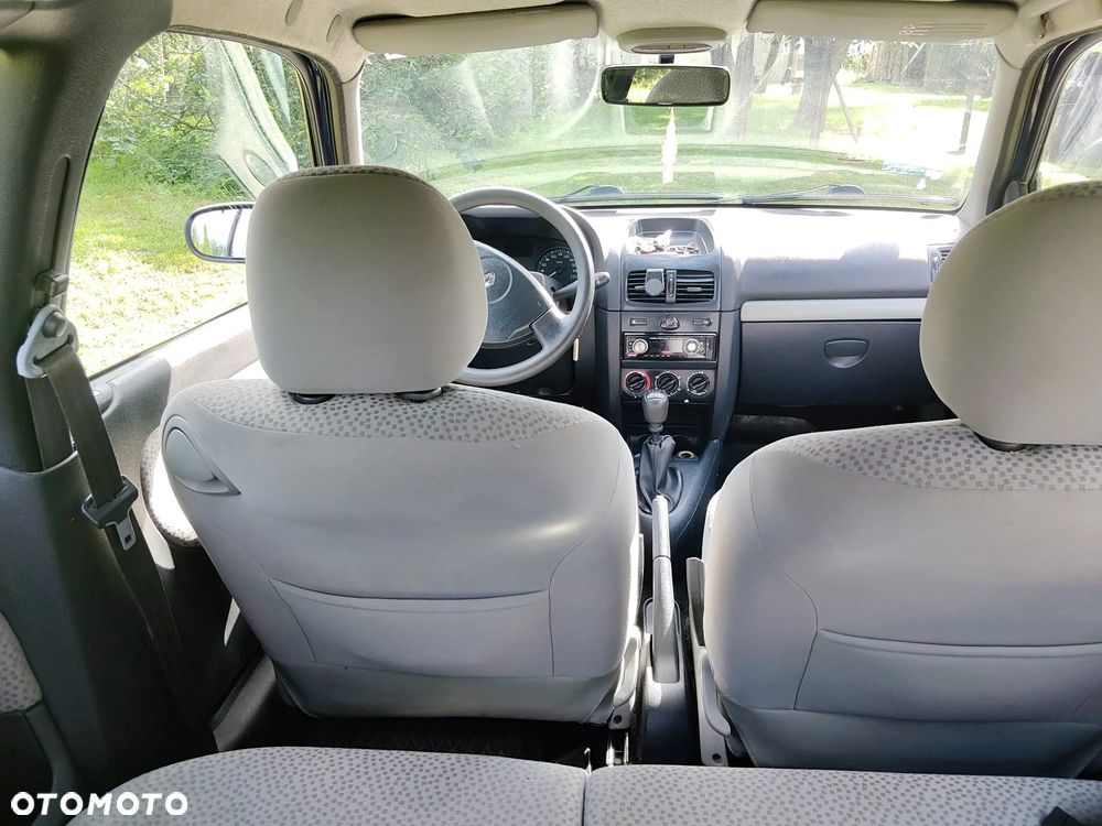 Renault Clio 1.2 Access - 8
