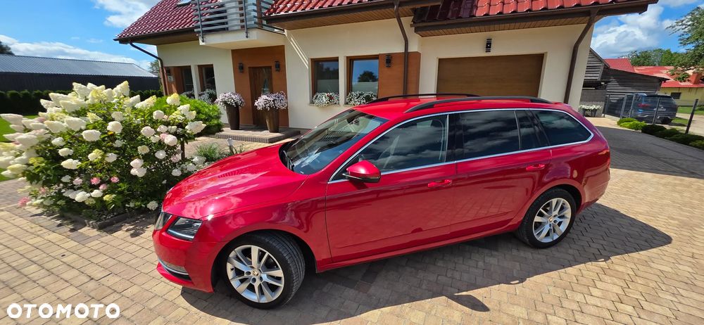 Skoda Octavia 1.6 TDI Style DSG - 1