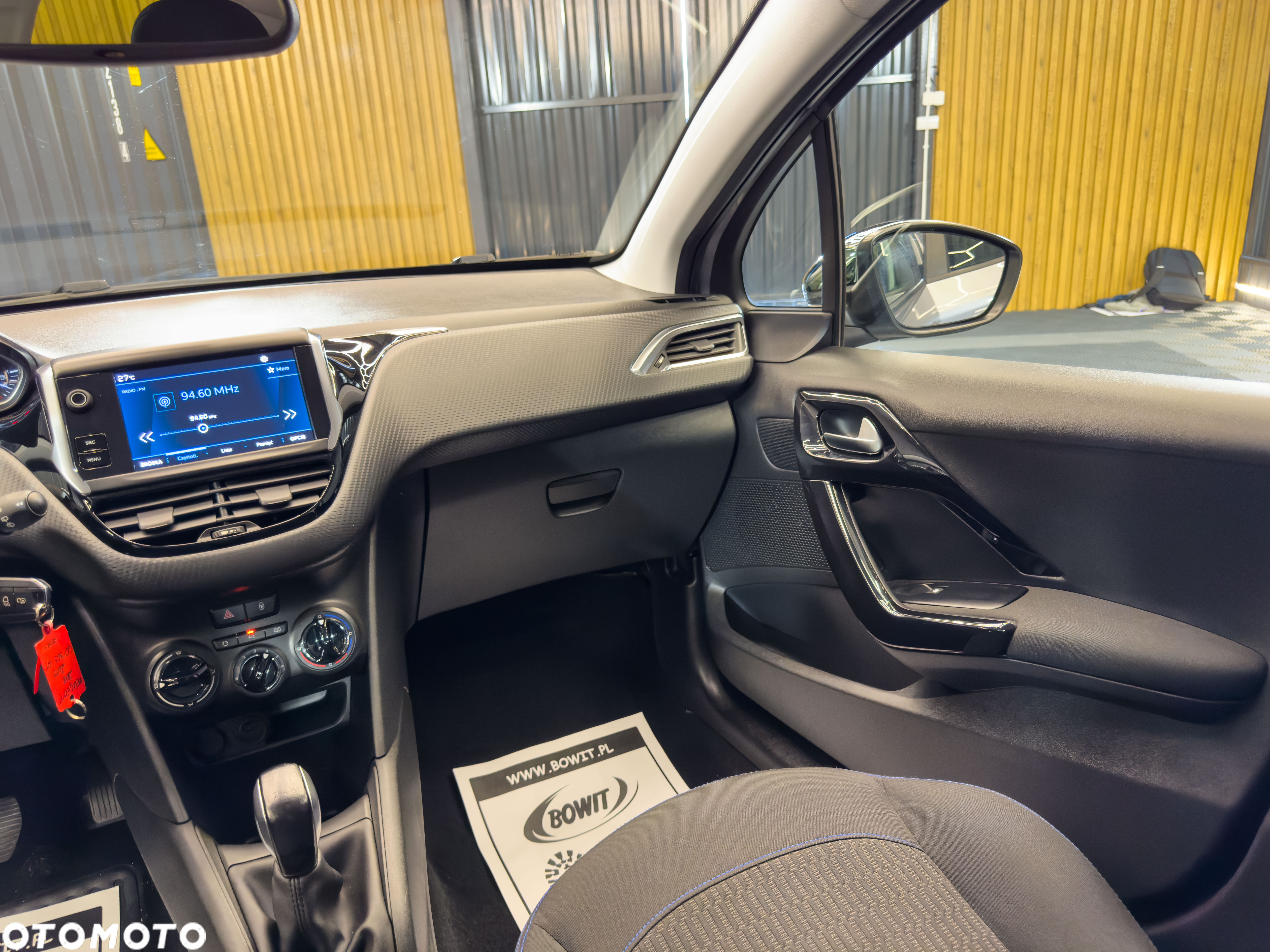 Peugeot 208 PureTech 82 Start & Stop Style - 18