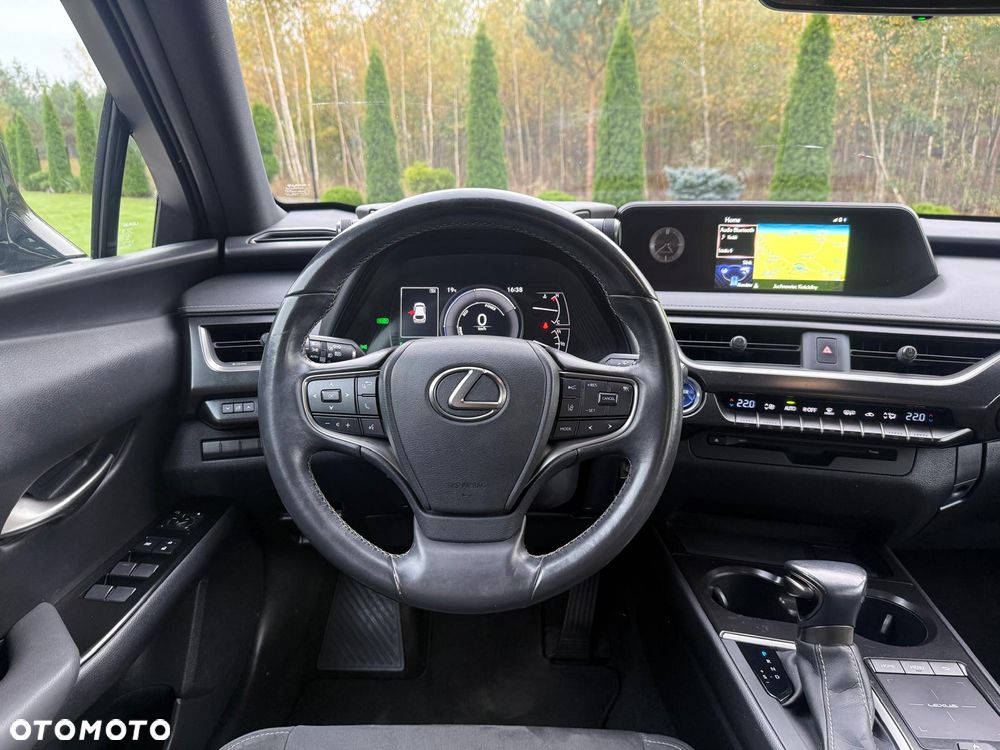 Lexus UX 250h Elegance 2WD - 22