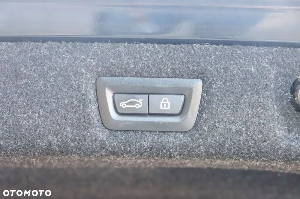 BMW Seria 5 - 22