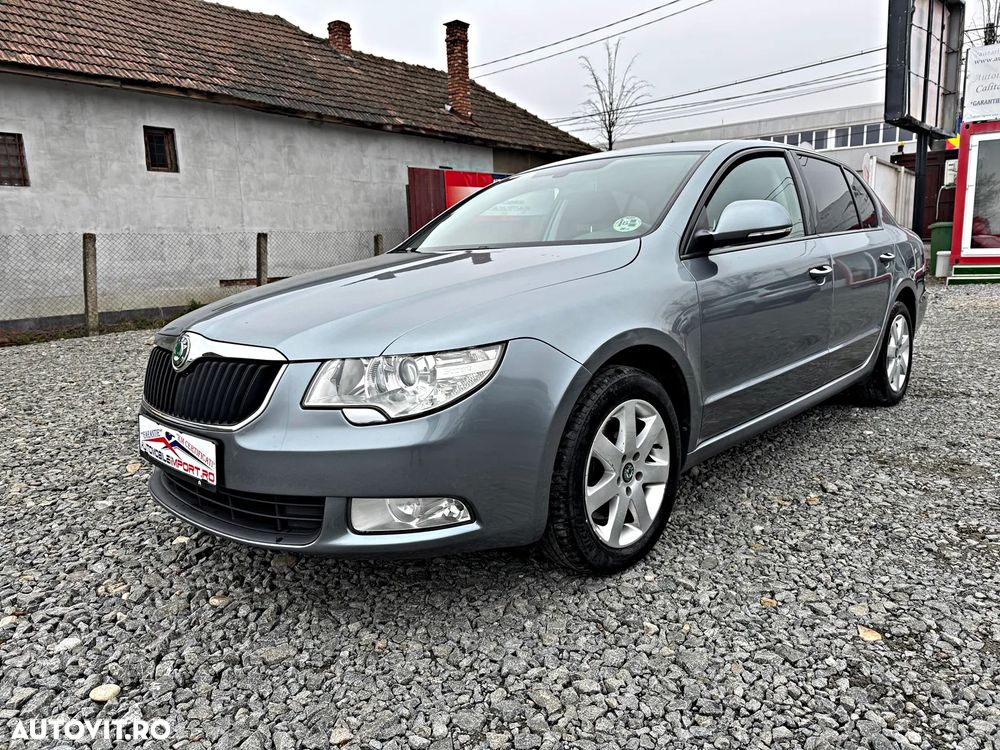Skoda Superb 2.0 TDI DPF Elegance - 31