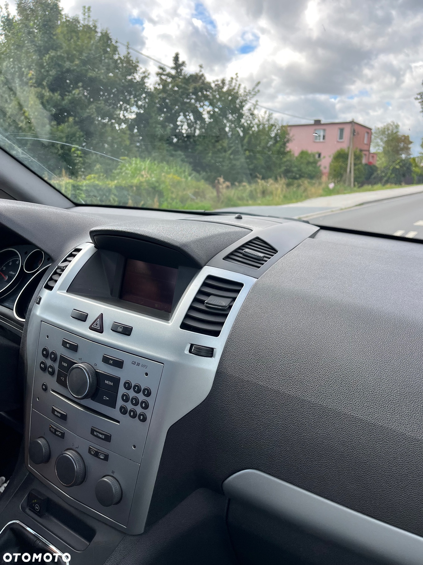Opel Zafira 1.8 - 8