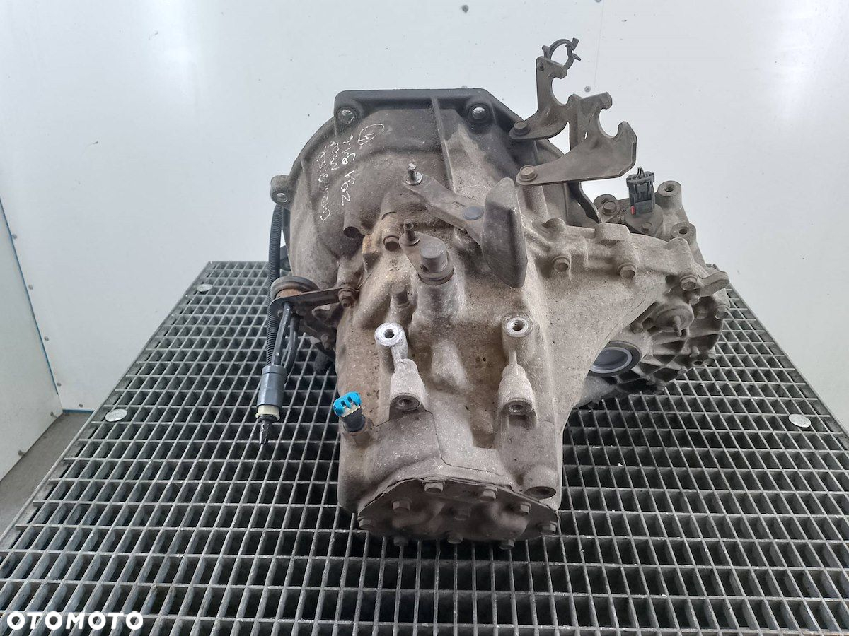 SKRZYNIA BIEGÓW MANUALNA CHRYSLER NEON P04668611AC 1.6 16V - 3