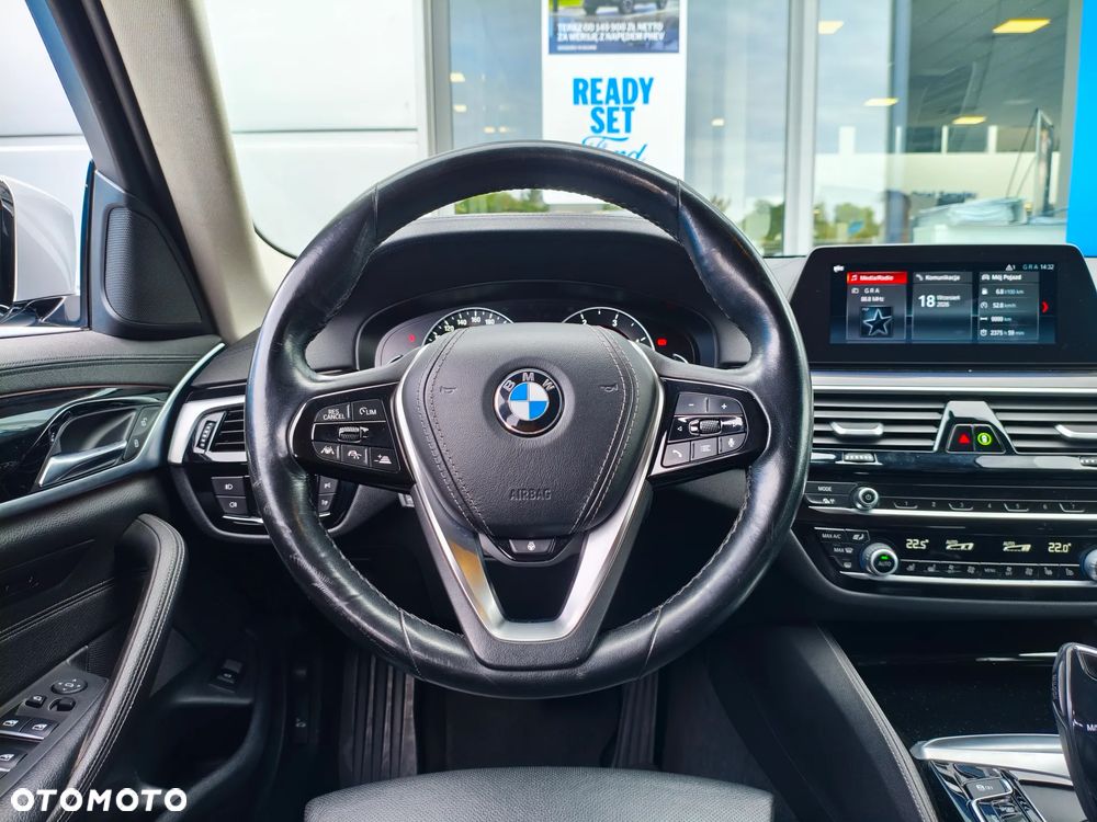 BMW Seria 5 520d Luxury Line - 8