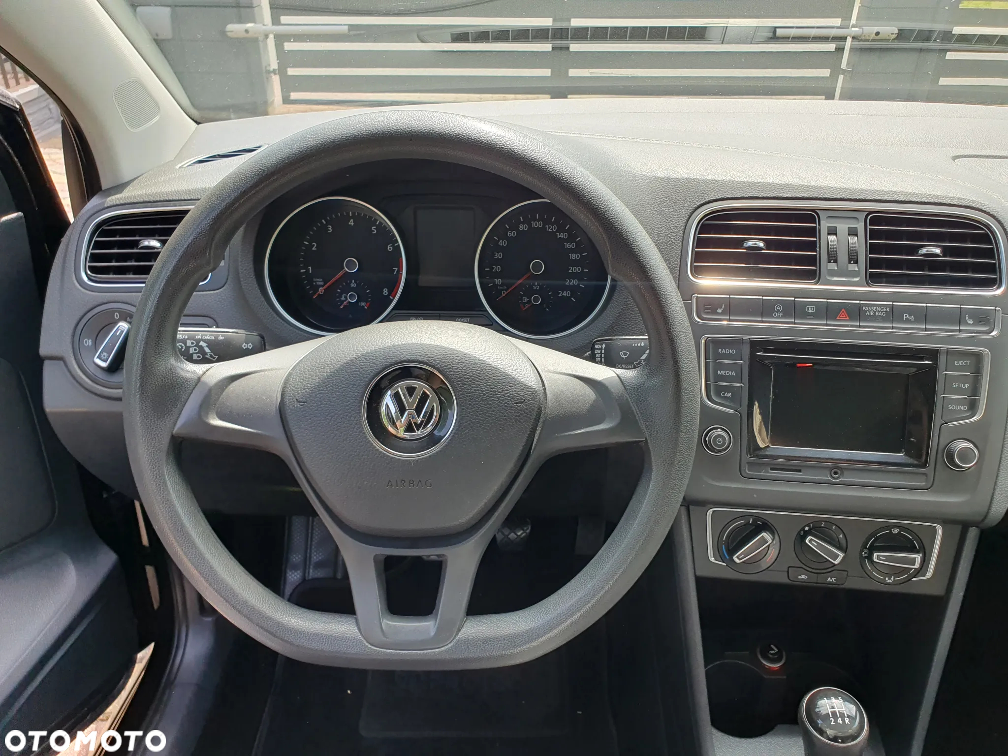 Volkswagen Polo 1.0 (Blue Motion Technology) Comfortline - 22