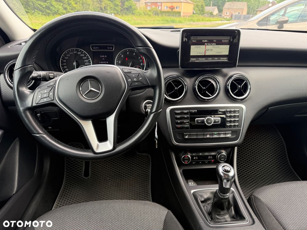 Mercedes-Benz Klasa A 180 (BlueEFFICIENCY) Urban - 11