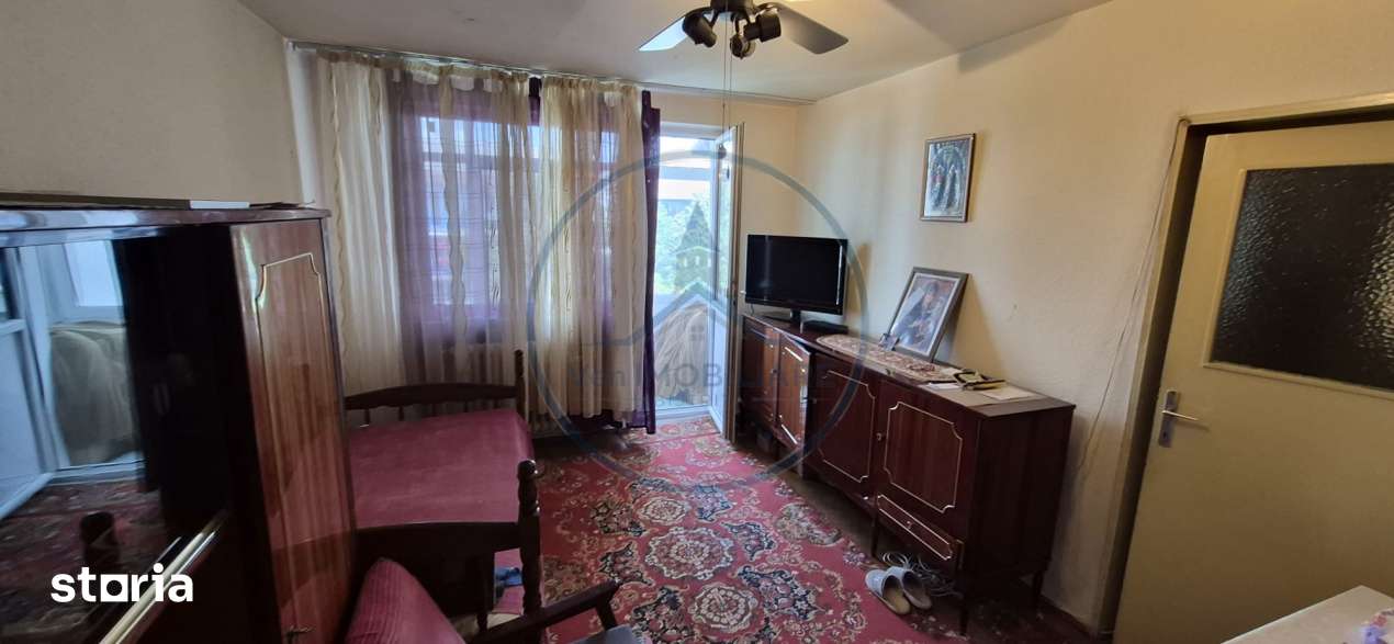 Apartament cu 3 camere decomandate in zona Decebal — fotografia 1