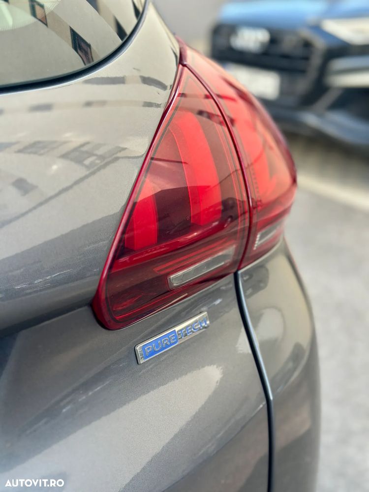 Peugeot 2008 - 17