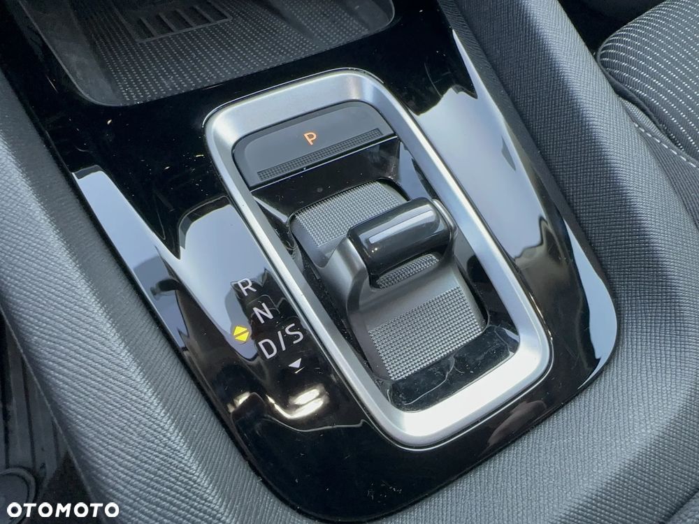 Skoda Octavia 1.5 TSI mHEV Selection DSG - 25