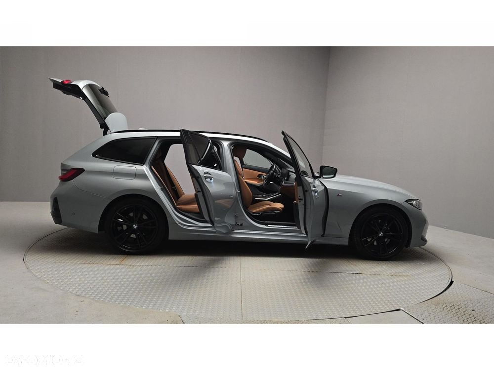 BMW Seria 3 320d xDrive M Sport - 13