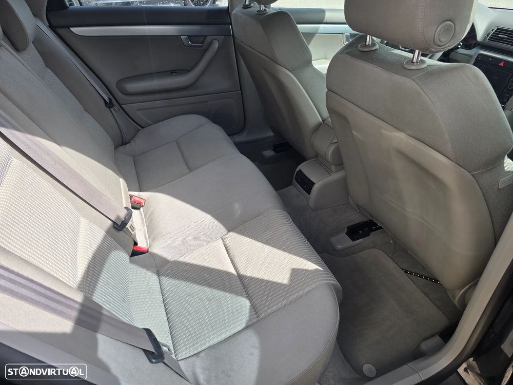 Audi A4 Avant 1.9 TDI - 13