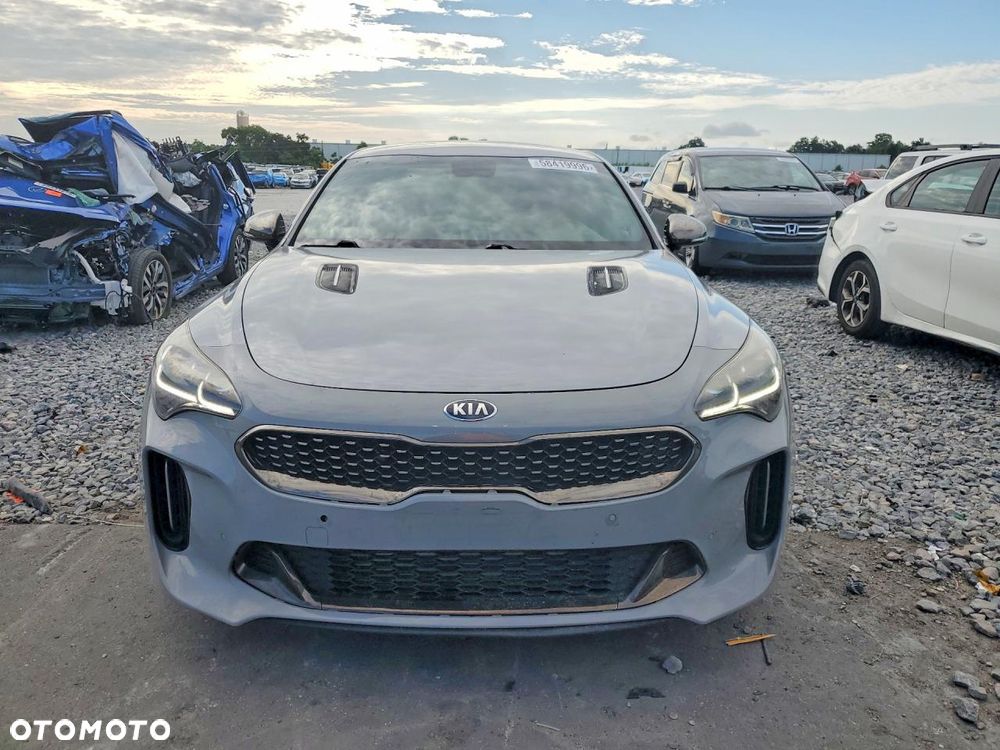 Kia Stinger 3.3 T-GDI V6 GT AWD - 3