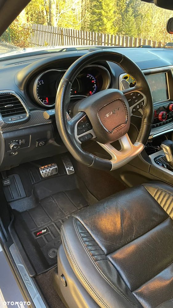 Jeep Grand Cherokee 6.4 V8 SRT8 - 8